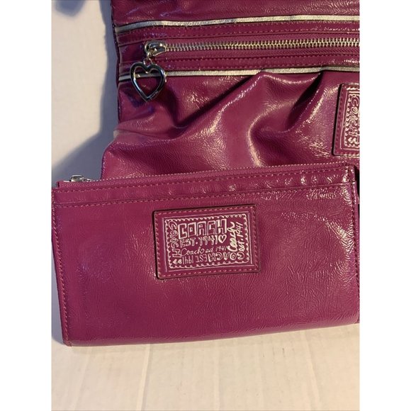 Coach Berry Patent Leather Poppy Daisy Liquid Gloss Tote Bag With Wallet #F20004 - Picture 2 of 15